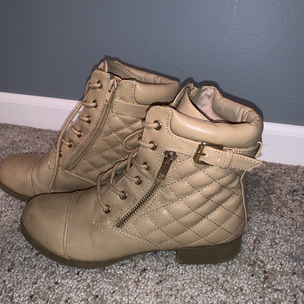 Fashion boots